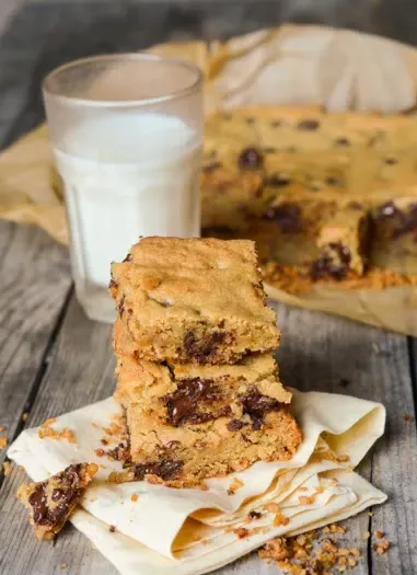 The Best Lemon Bars: Lemon Curd Squares' title='The Best Lemon Bars: Lemon Curd Squares