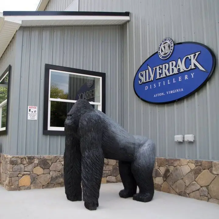 Silverback exterior with view of gorilla statue