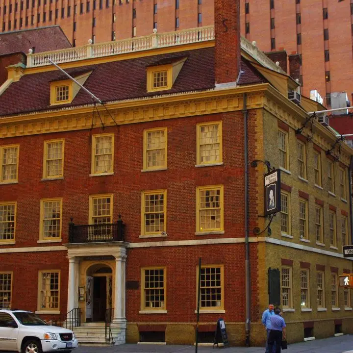 Fraunces Tavern Museum exterior