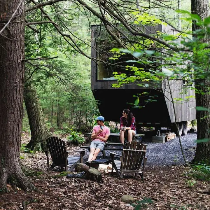 Getaway custom cabins in the wood