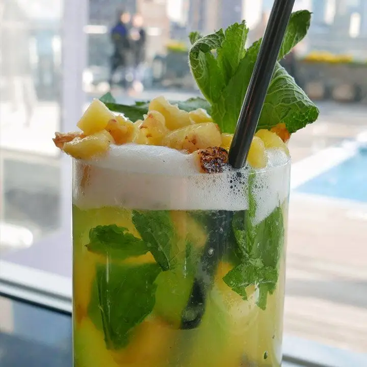 Grilled Pineapple Mojito