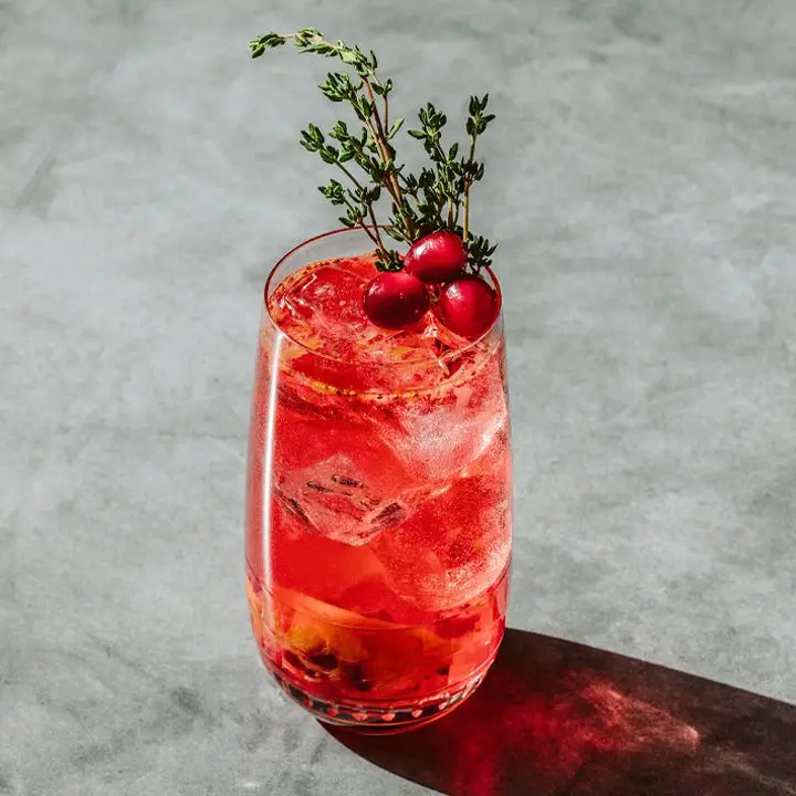 Under the Mistletoe cocktail