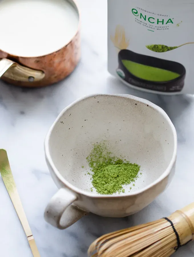 How to Make a Sugar Free Matcha Latte (That Still Tastes Delicious) How to Make a Sugar Free Matcha Latte (That Still Tastes Delicious)