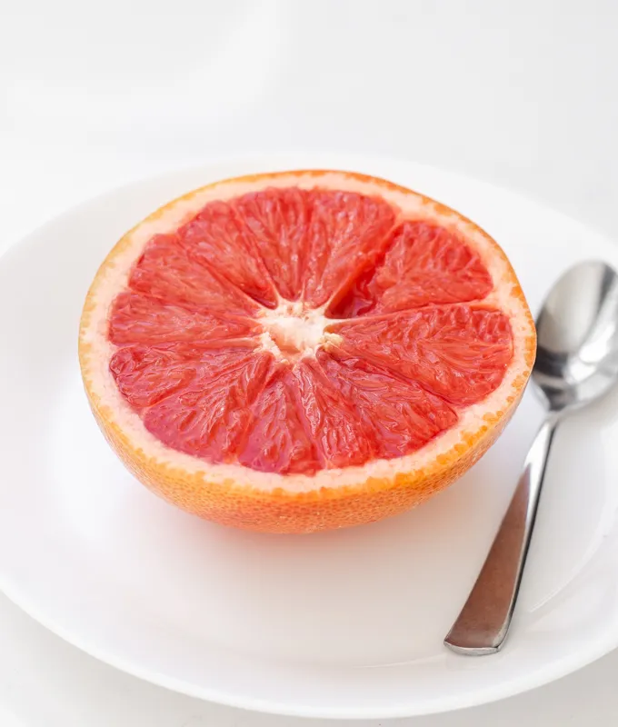 How to eat a grapefruit with a spoon.' title='How to Cut a Grapefruit