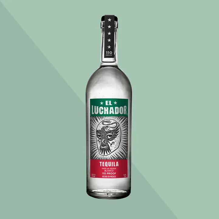 El Luchador blanco tequila bottle