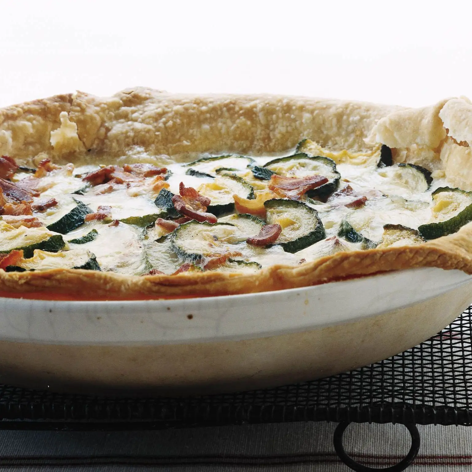 Ondas de abobrinha, bacon e Gruyère