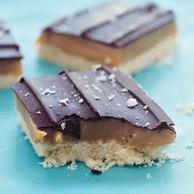 Fatia de caramelo de chocolate