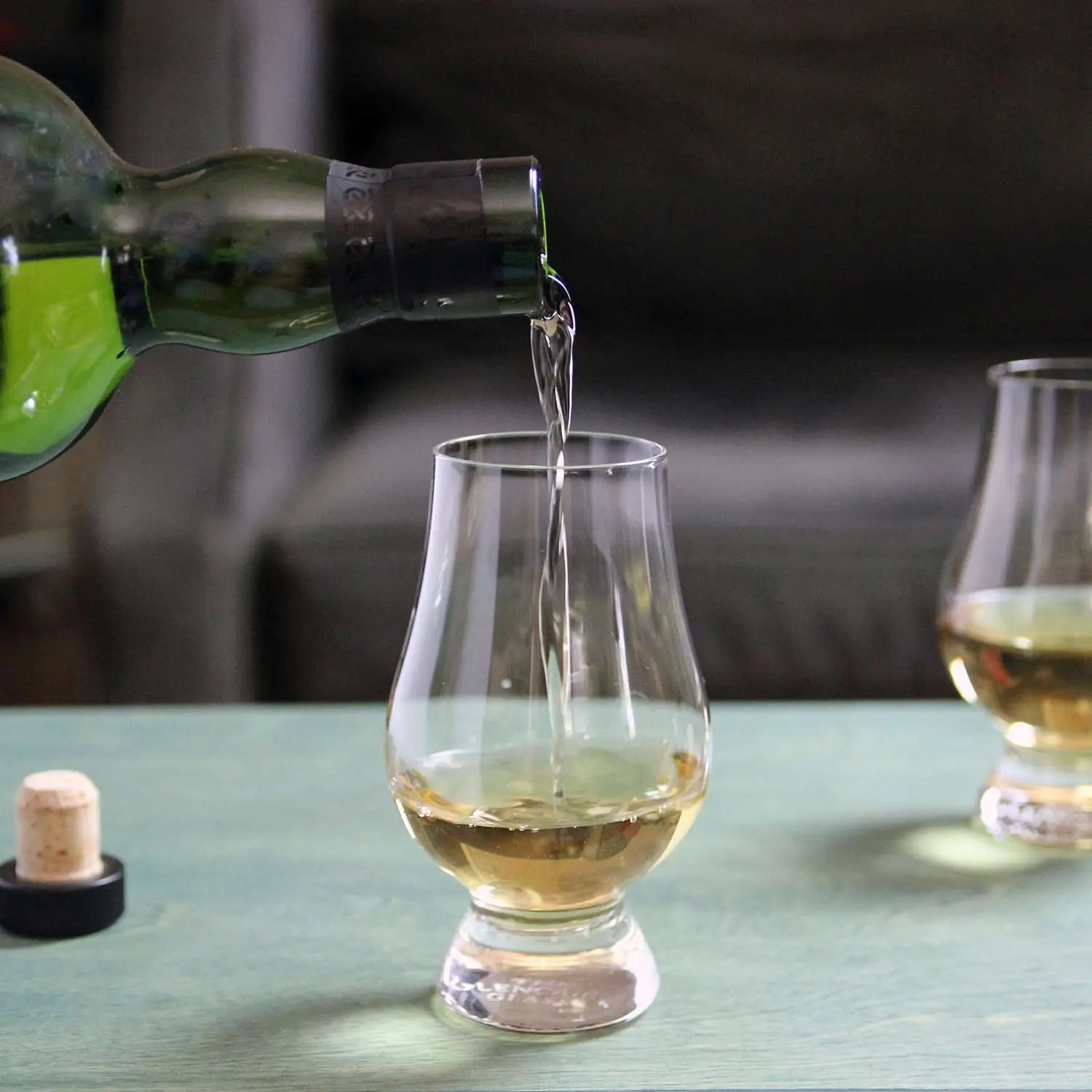 Revisão de óculos de uísque de Glencairn