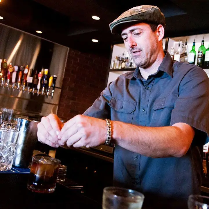 Pint & Jigger in Oahu