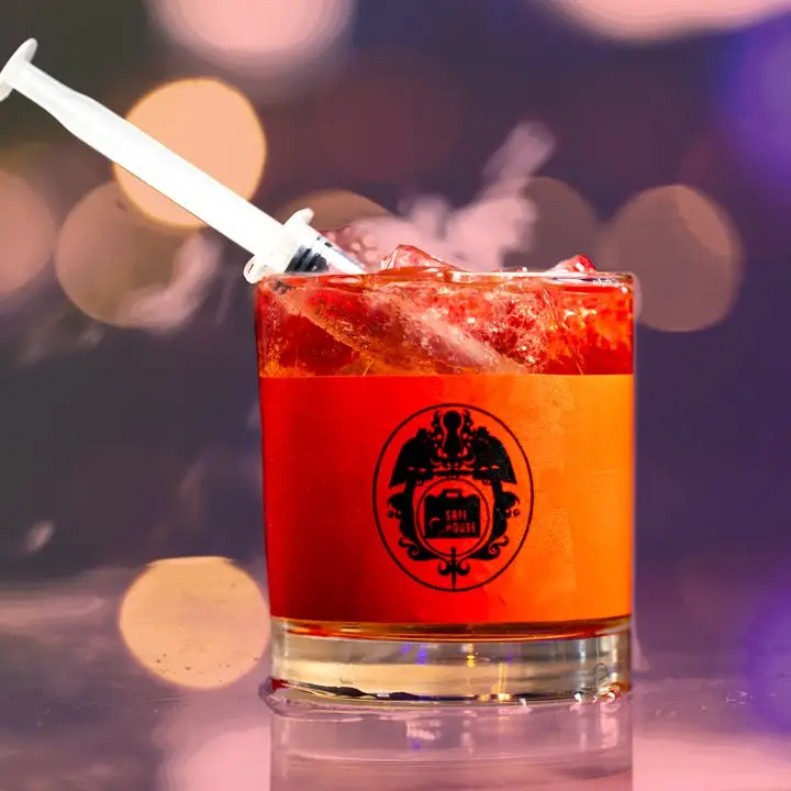 Os barmen da ferramenta Oddball adoram usar: seringa