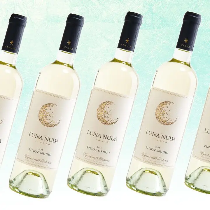 Luna Nuda Pinot Grigio bottles