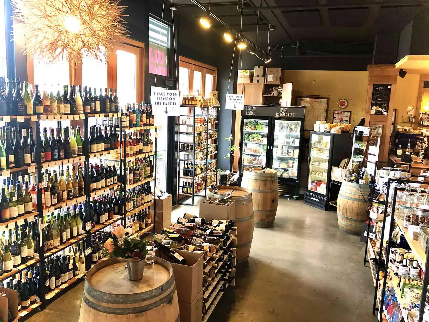 L’Oursin’s new fancy bodega provides essentials to Seattle’s Capitol Hill neighborhood.