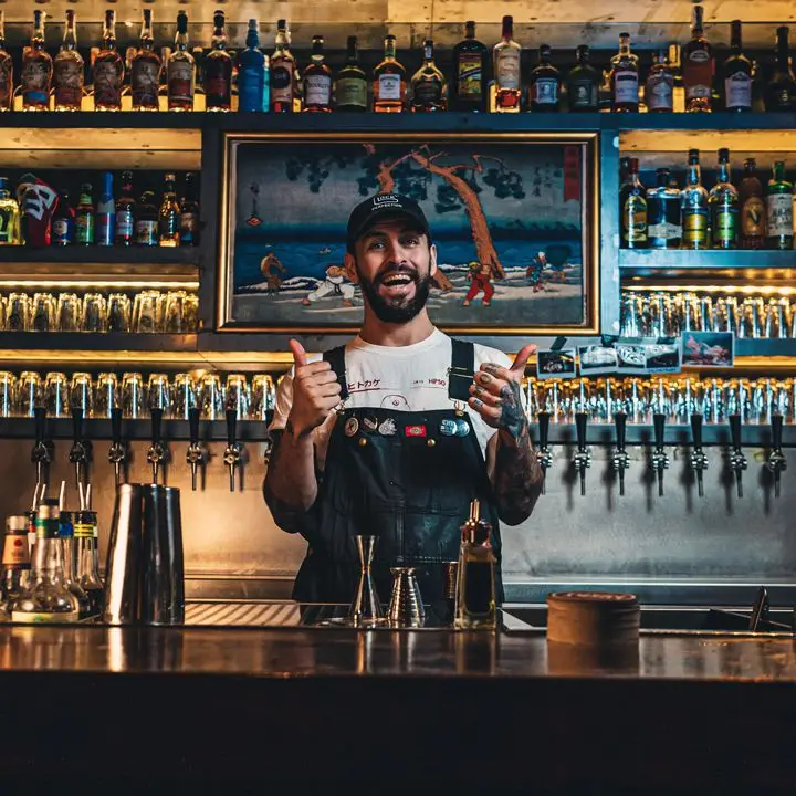 Essas três bebidas mostram por que Lucky Schmuck é o novo bar de coquetéis mais divertido do Barcelona