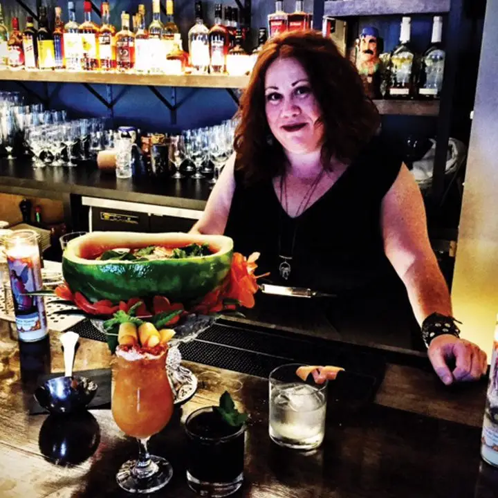 Como trabalhar em um novo bar todos os dias