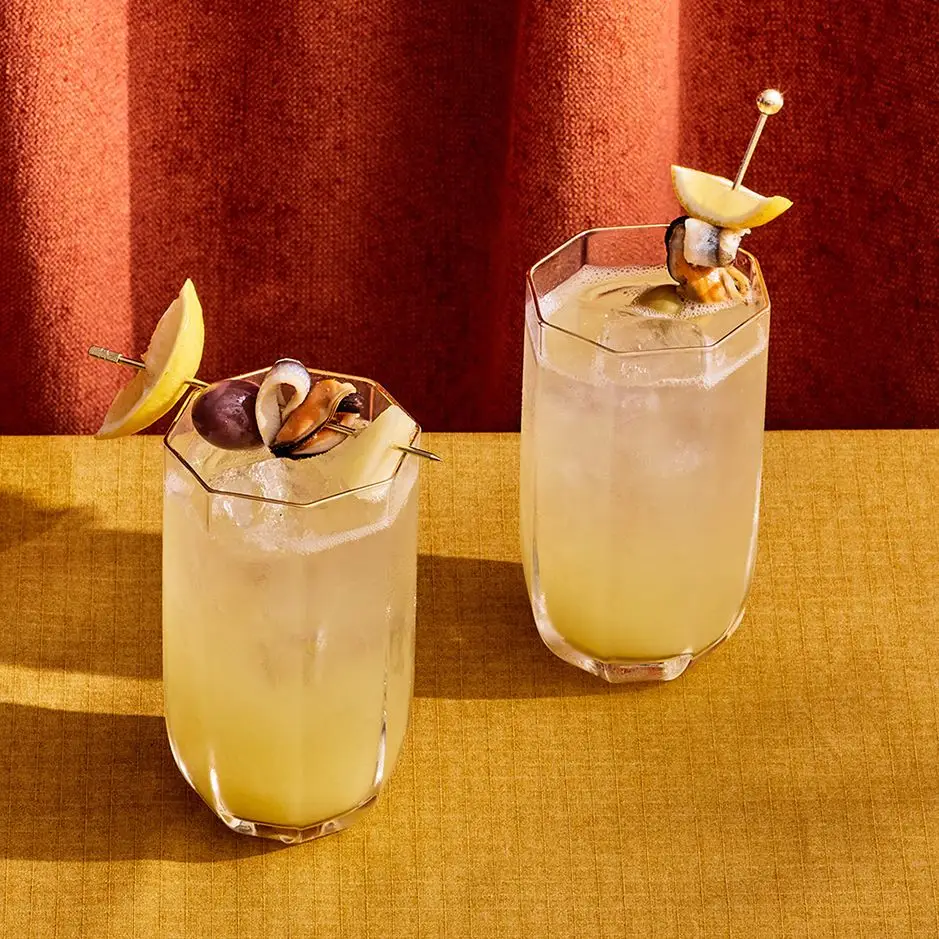 Aipo e coquetel de limão salgado