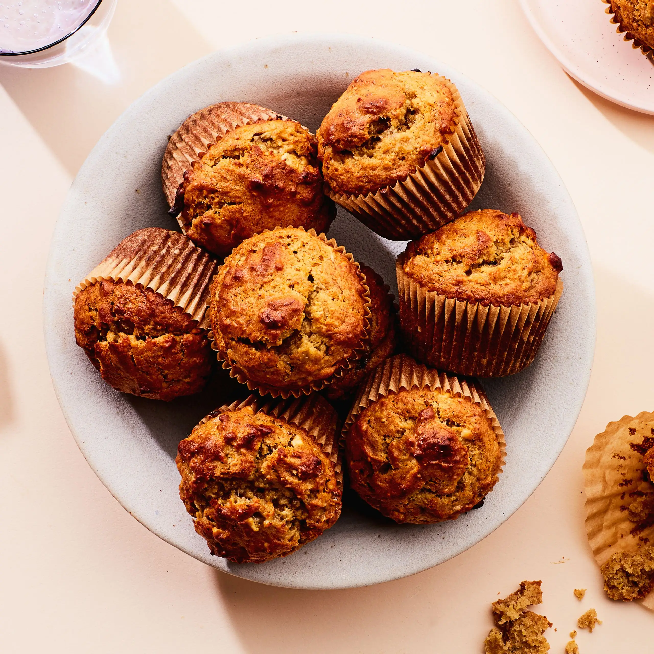 Muffins de banana com manteiga de amendoim