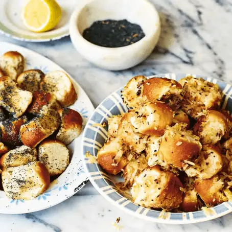 Bobalki (bolas de massa eslovaca de Natal), duas maneiras