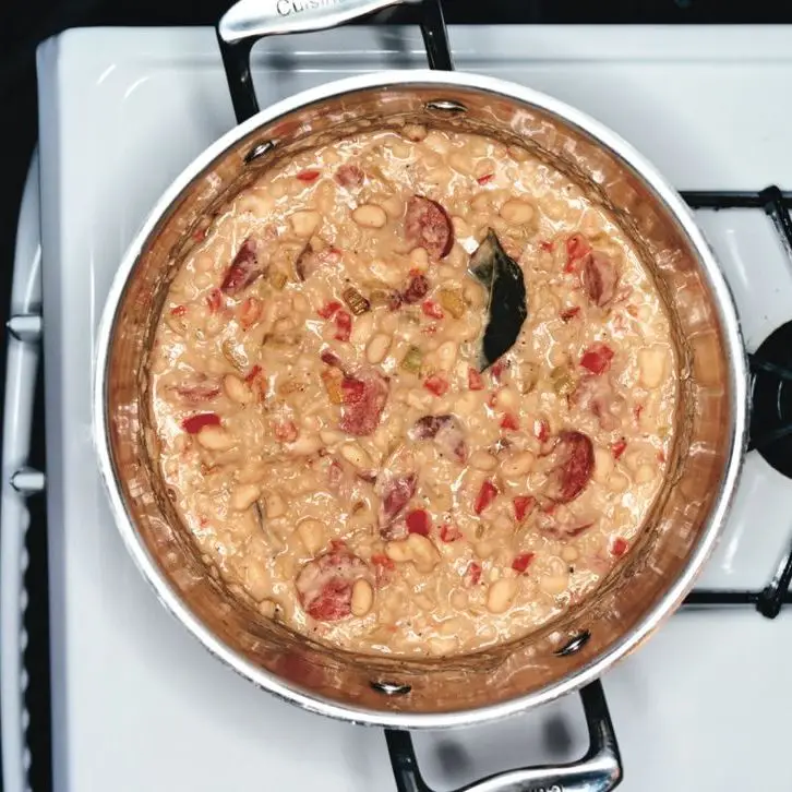 Feijão branco com tasso