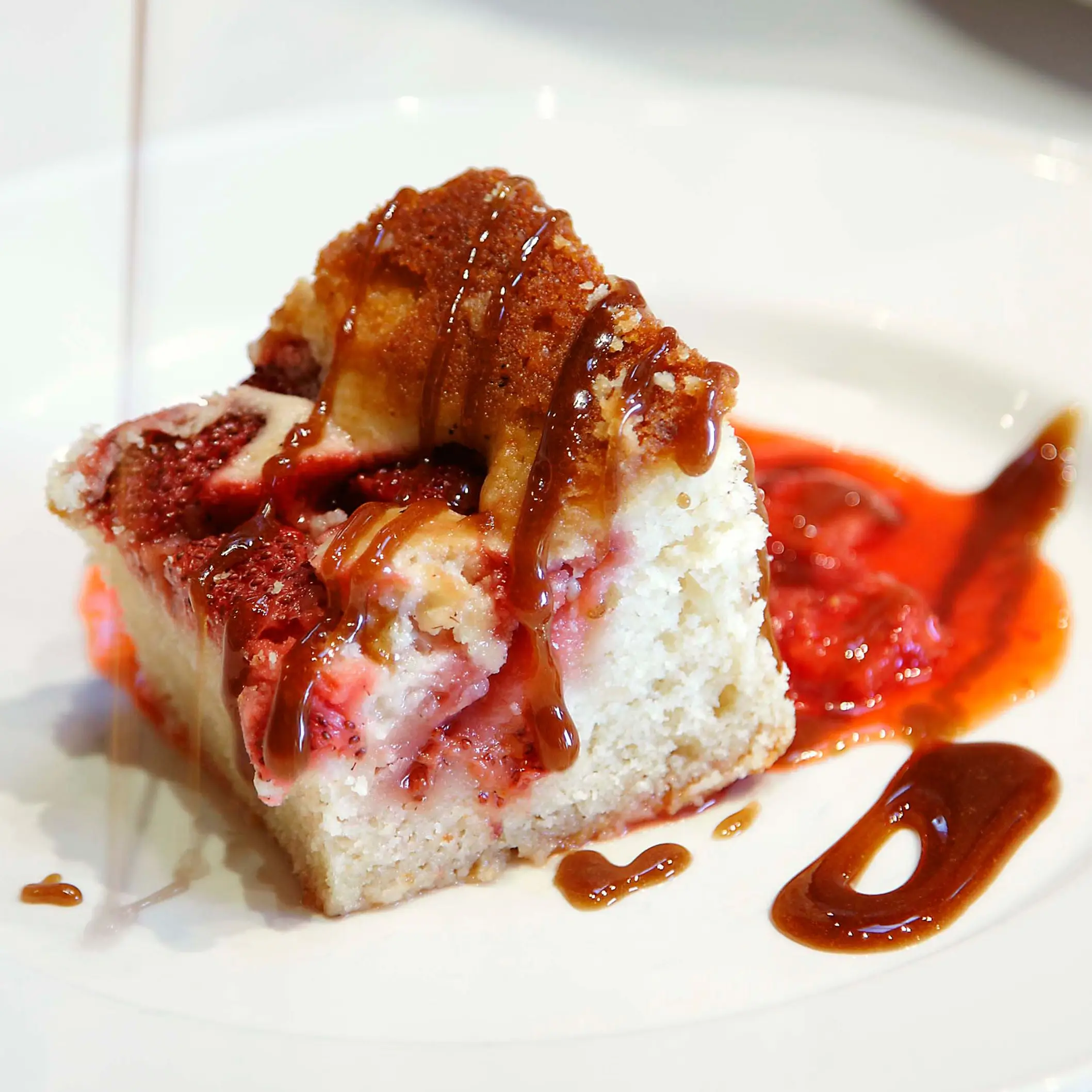 Bolo de Pazzo de Morango com Crème Fraîche