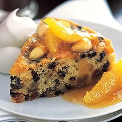 Dundee Bolo com molho quente de geléia