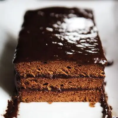 Bolo de esponja de chocolate