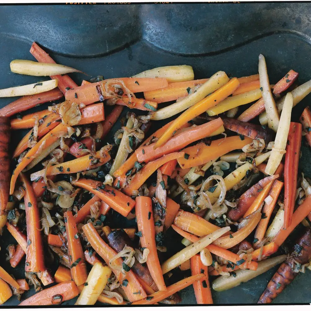 Cenoura com chalotas, sálvia e tomilho