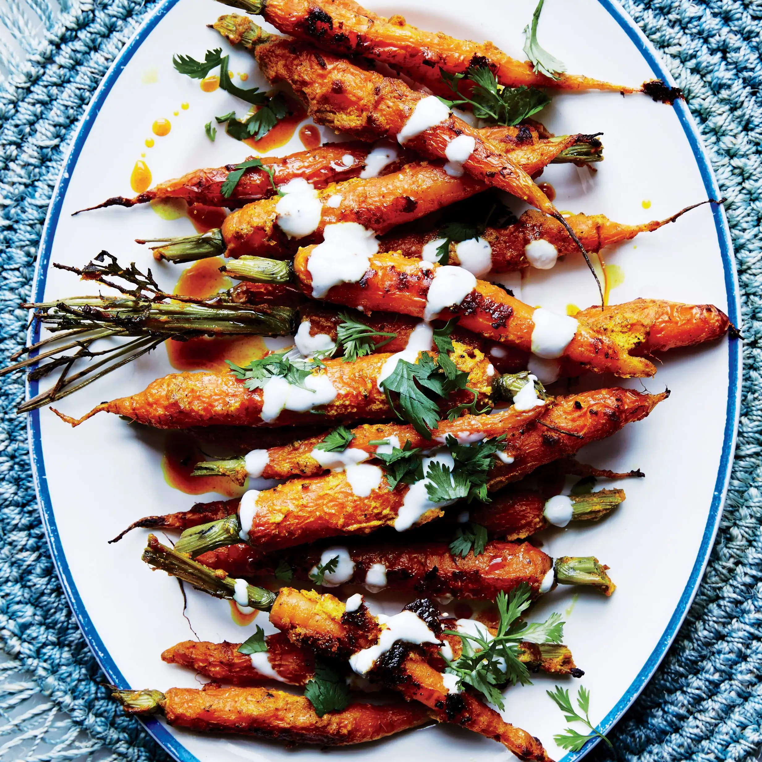 Cenouras 'Tandoori' com tempero de Vadouvan e iogurte