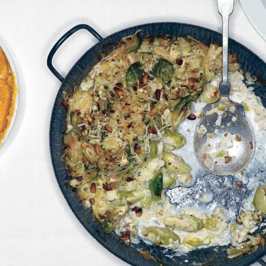Couve-flor e Bruxelas Gratin Gratin With Pine Nut-Breadcrumb