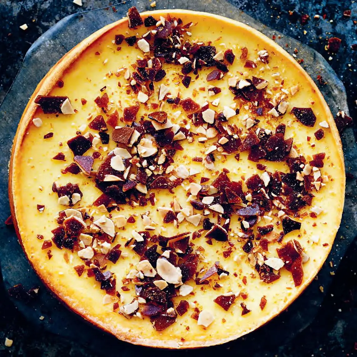 Cheesecake de ricota com pralina de amêndoa