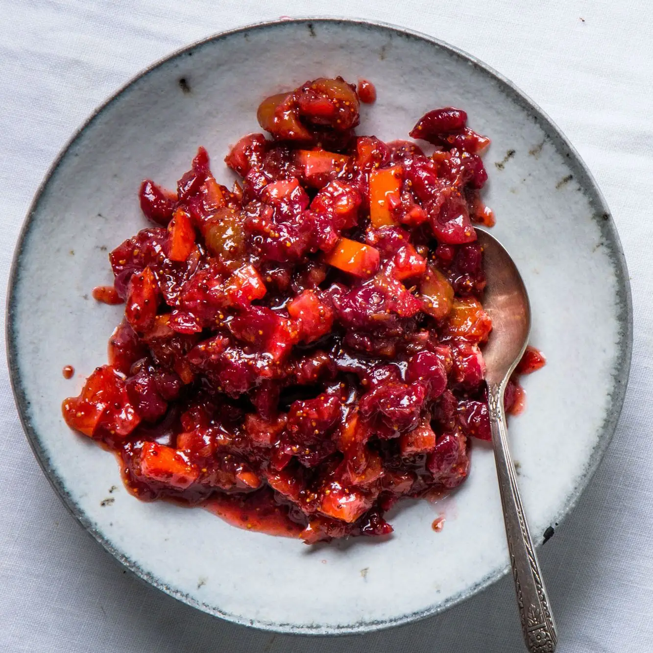 Chutney de cranberry com laranja, figos e mostarda