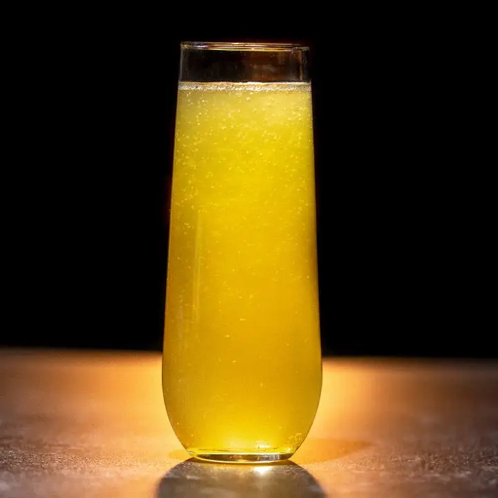 Dôme de champagne de lecture