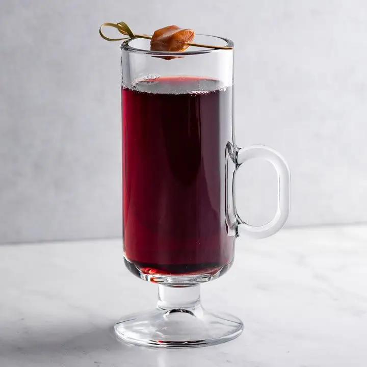 11 coquetéis essenciais para suas festas de outubro