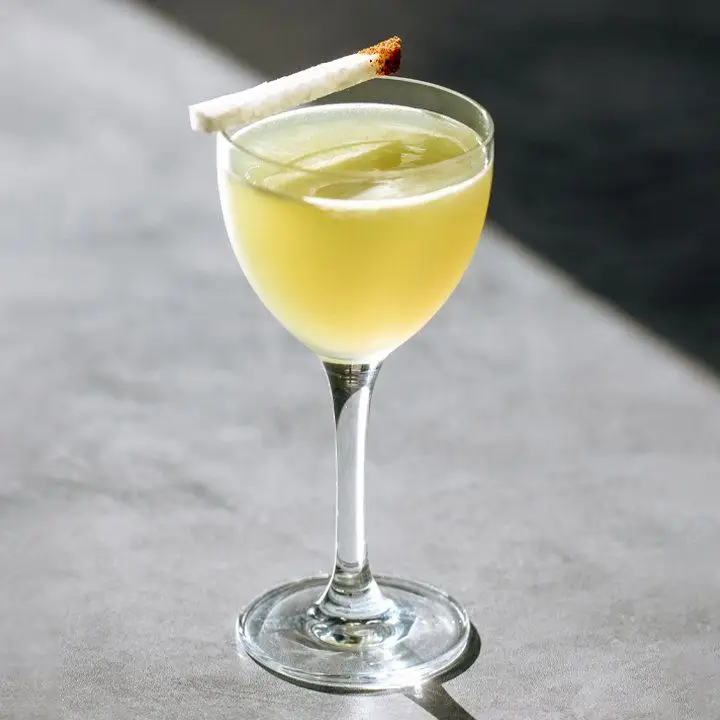 Smoke Follows Beauty cocktail