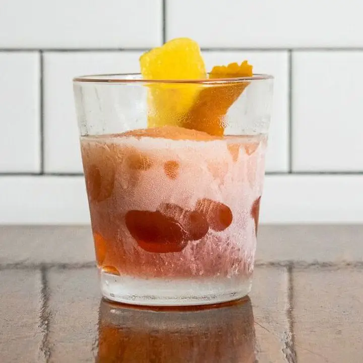 Frozen Negroni cocktail
