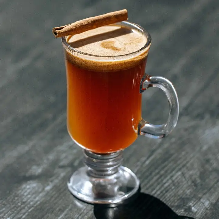 Hot Caramel Buttered Rum
