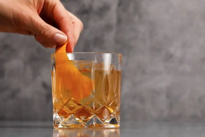 O não muito antigo formou