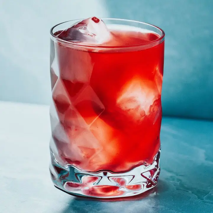 Scarlet Glow cocktail
