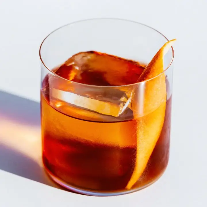 Non alcoholic Negroni