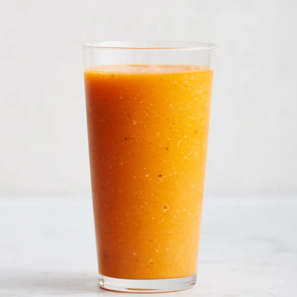 Cenoura tropical, gengibre e smoothie de açafrão