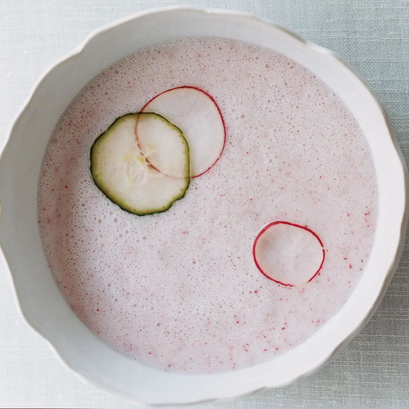 Sopa gelada de soro de leitelho