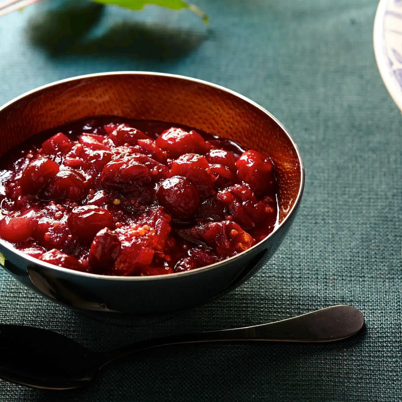 Molho de cranberry com sementes de mostarda e laranja