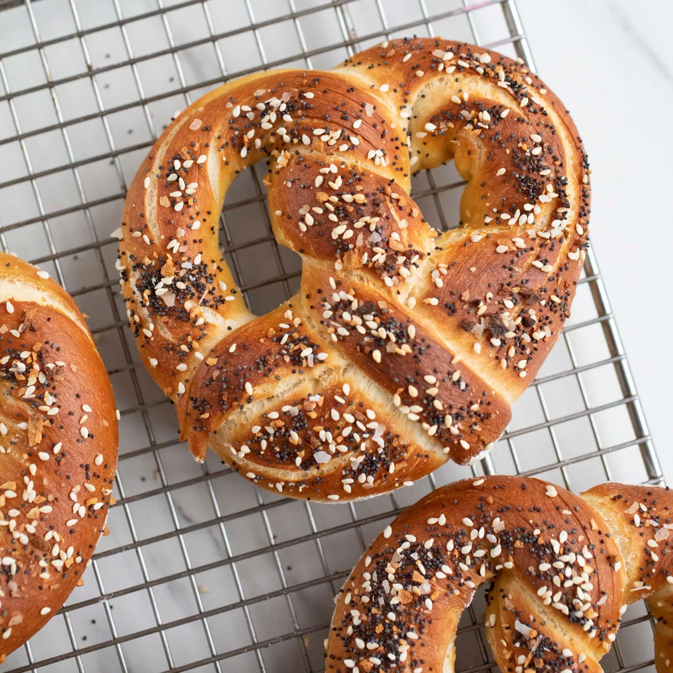 Tudo pretzels de café da manhã