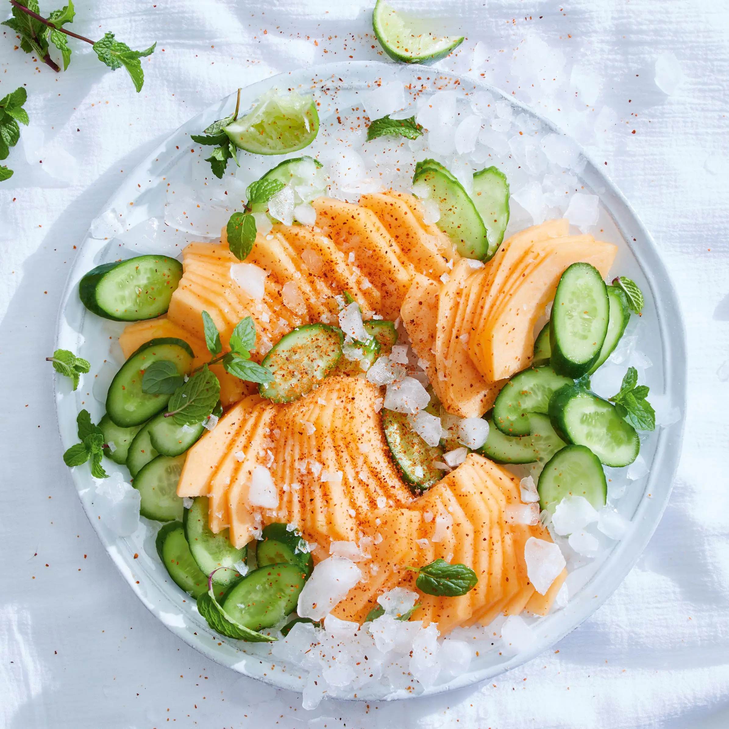 Melão, pepino, limão e hortelã