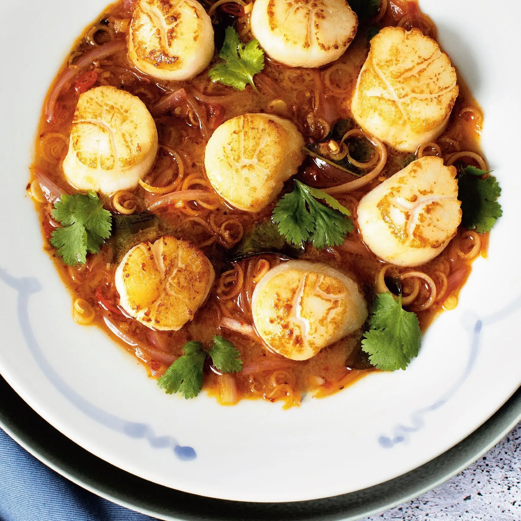 Vieiras queixadas com molho Tom Yum