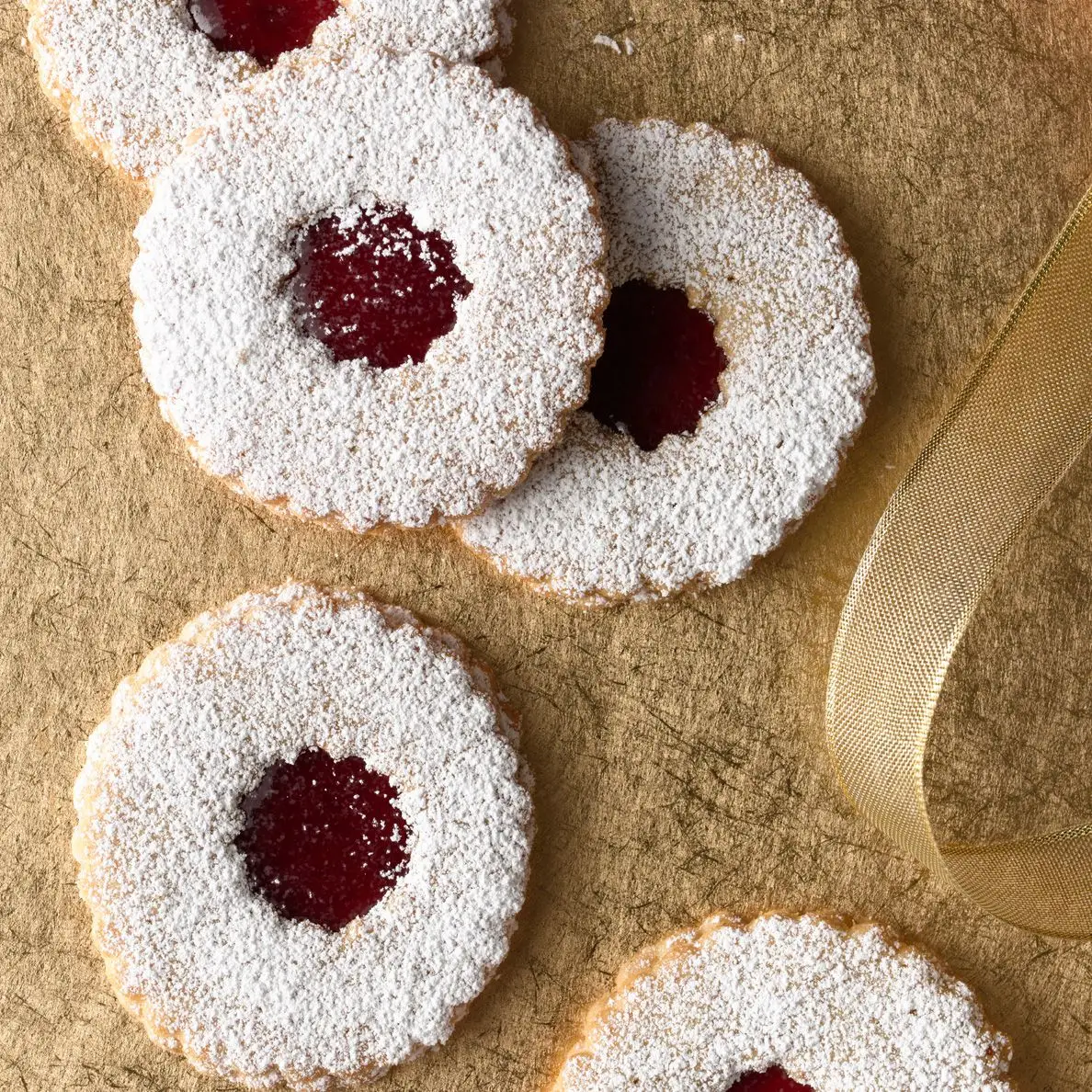 Biscoitos Linz de Raspberry-Almond