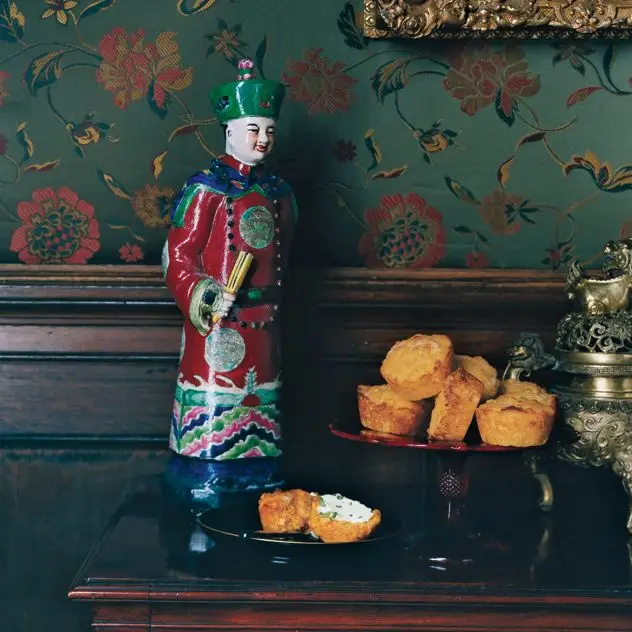 Cèdre de maïs avec des muffins avec du jalapeño au beurre