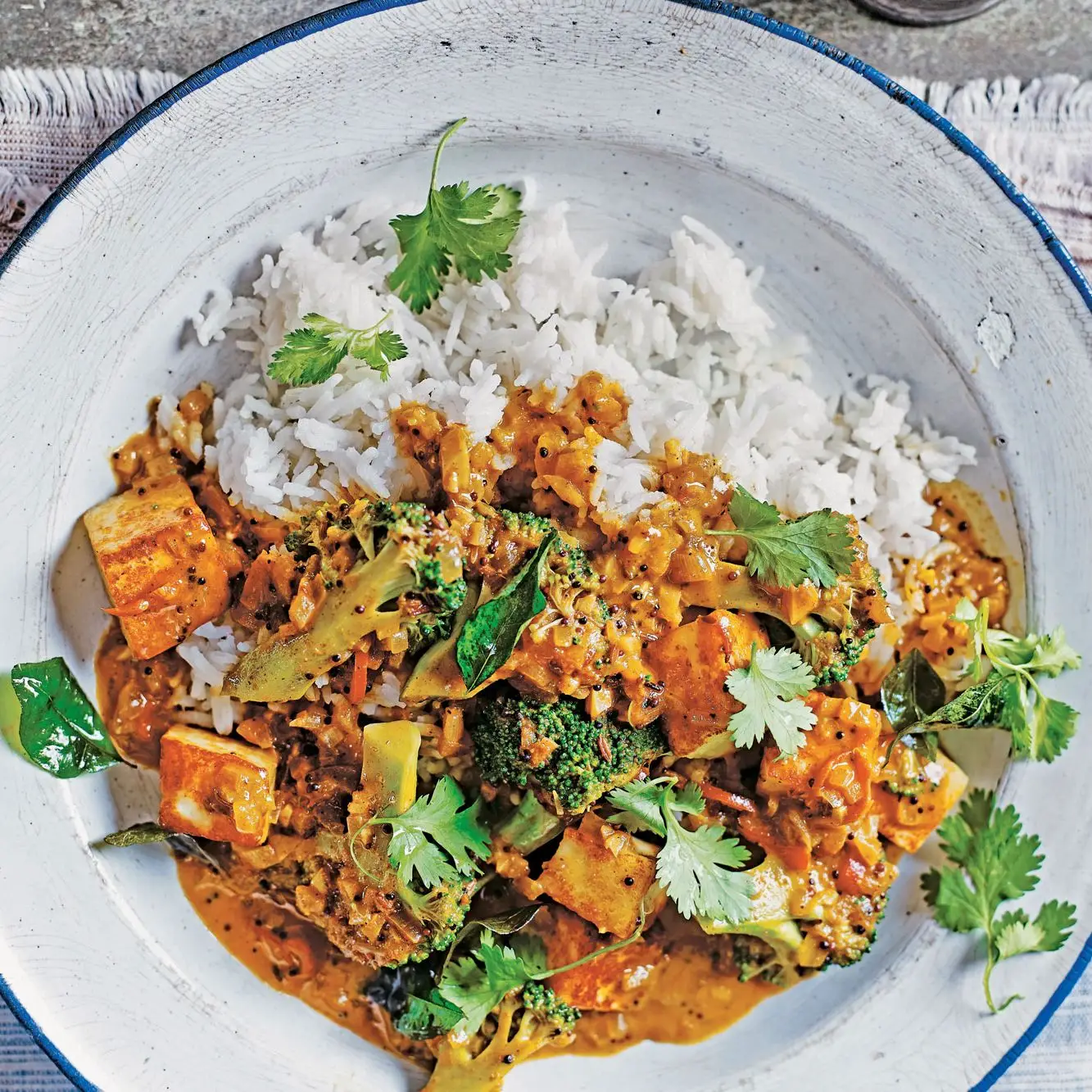 Paneer e brócolis masala