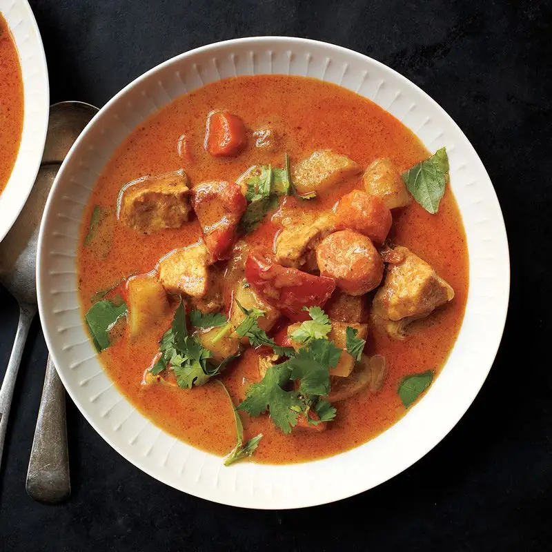 Curry de frango tailandês