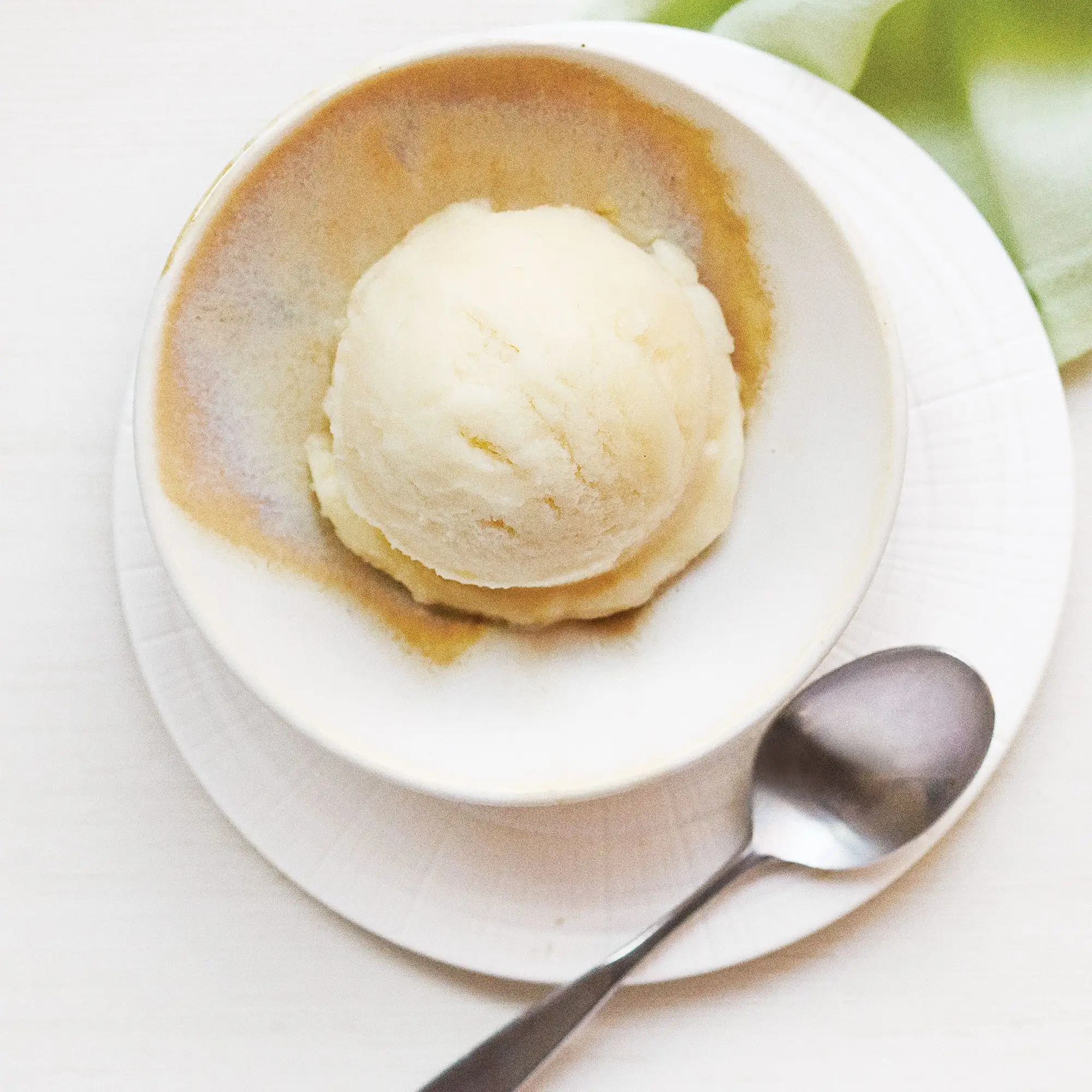 Cal, gengibre e sorvete de capim -limão