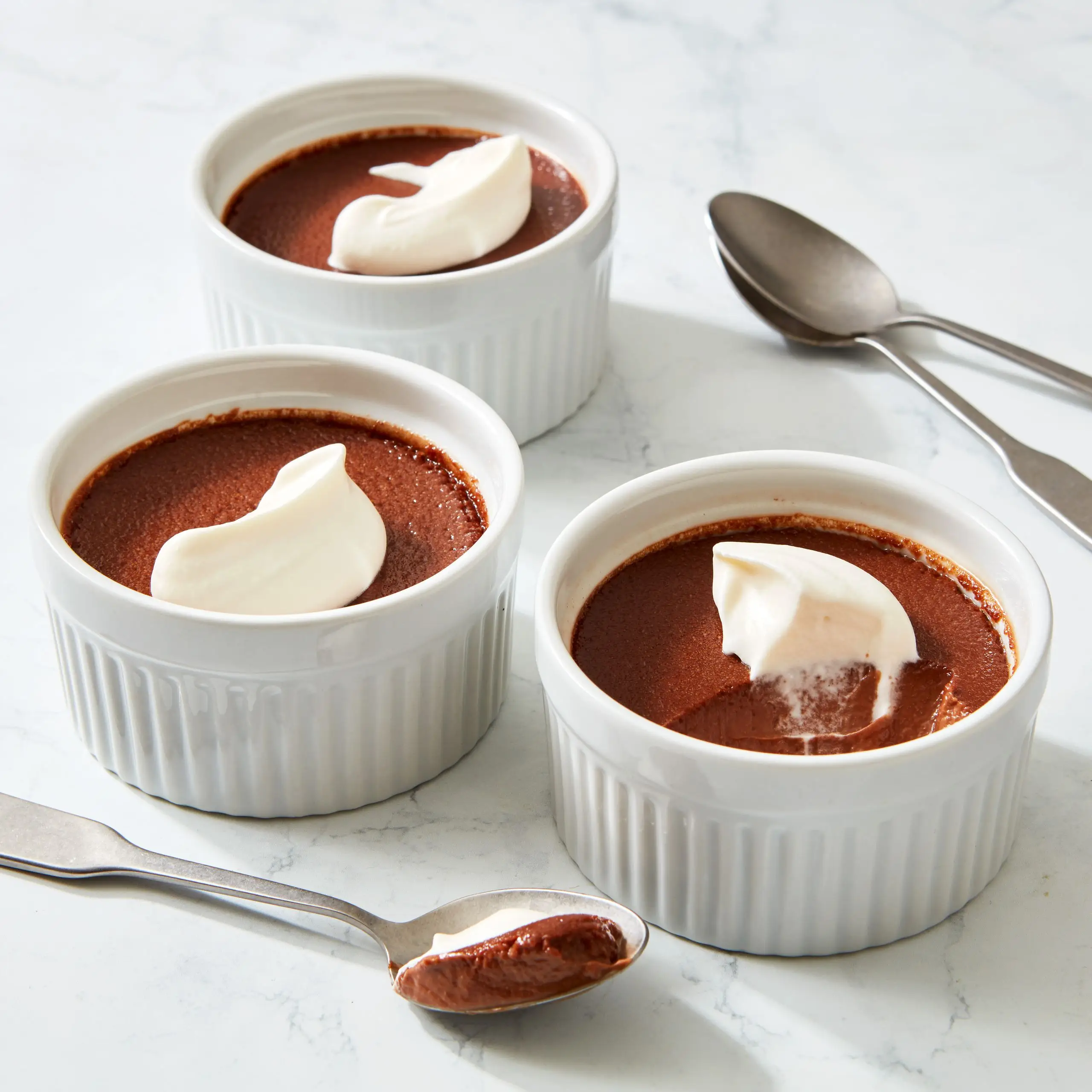 Vasos de creme de chocolate